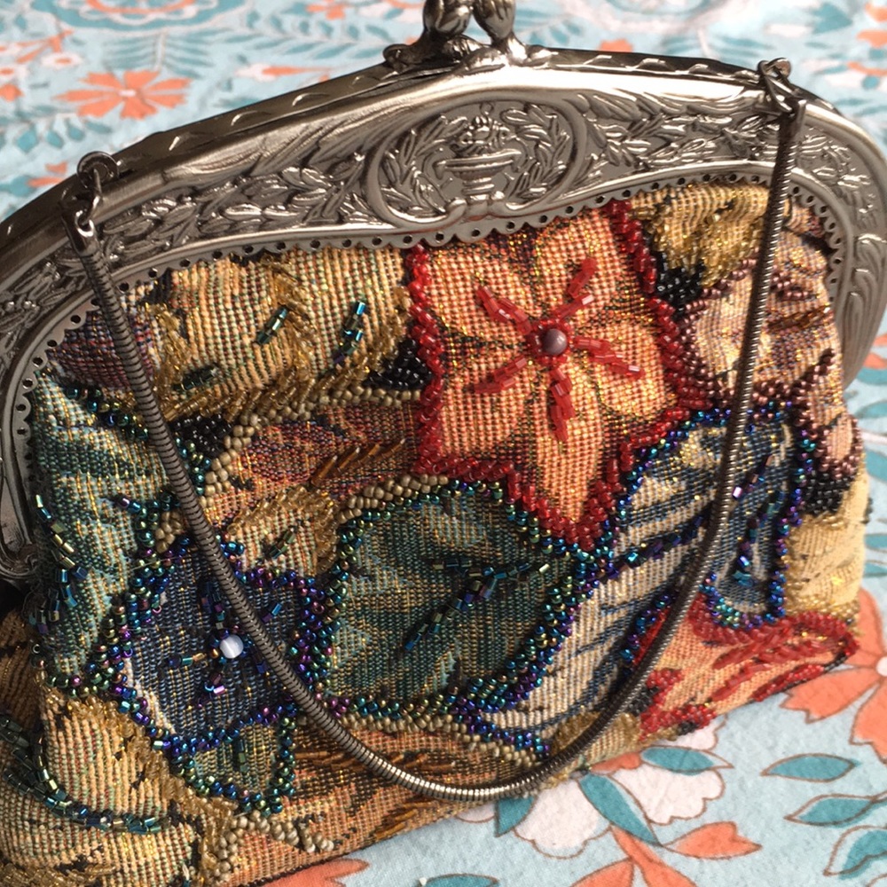 Vintage-Look Beaded Evening Bag
